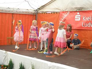 2010 09 26 tanzende kinder hv